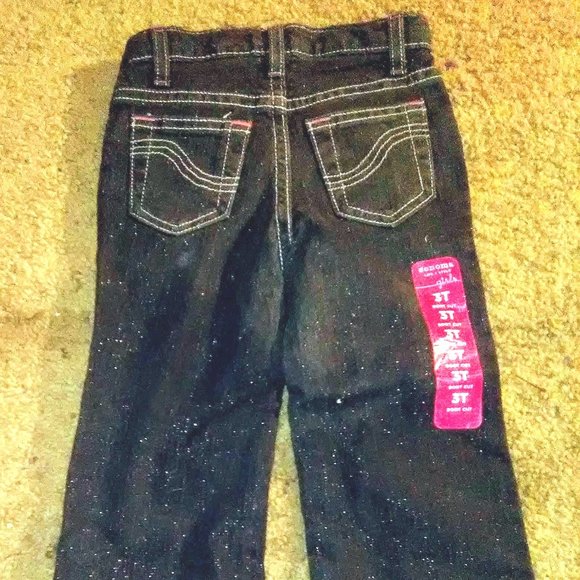 Jordache Girl's Bootcut Jean - Picture 2 of 4